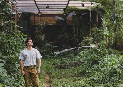 Henry Cavill i Jersey Zoo